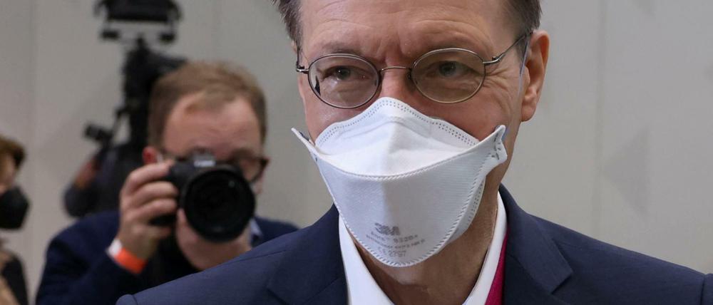 Wer kennt ihn nicht, wer schätzt ihn nicht: Karl Lauterbach, neuerdings Bundesgesundheitsminister.