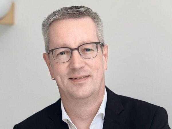Ein Porträtbild von Günther M. Ziegler.
