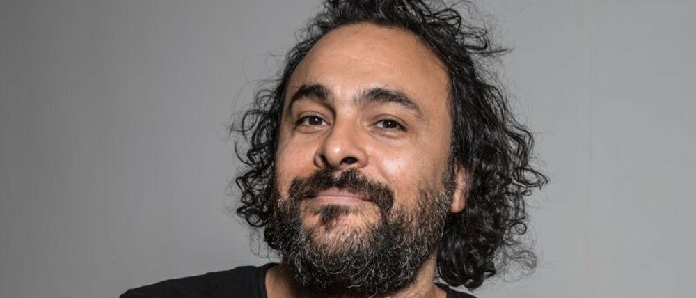 Der algerisch-französische Künstler Kader Attia lebt seit etlichen Jahren neben Paris auch in Berlin.