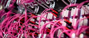 Das Bundesamt für Sicherheit in der Informationstechnik (BSI) schlägt Alarm wegen einer Schwachstelle, die Server im Netz bedrohen könnte.