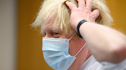 Boris Johnson muss seine neuen Coronamaßnahmen mit den Stimmen der Opposition durchbringen