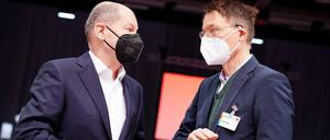 Bundeskanzler Olaf Scholz und Gesundheitsminister Karl Lauterbach (beide SPD)