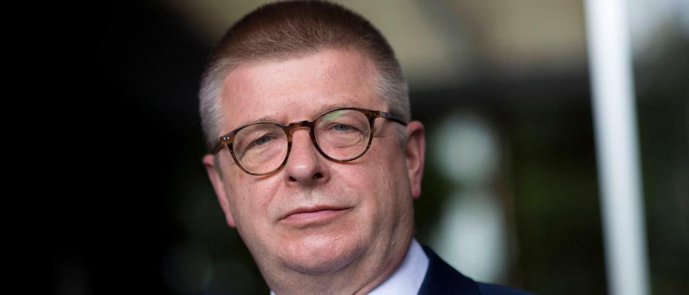 Thomas Haldenwang, Präsident vom Bundesamt für Verfassungsschutz, nach einer Pressekonferenz im Juni in Berlin