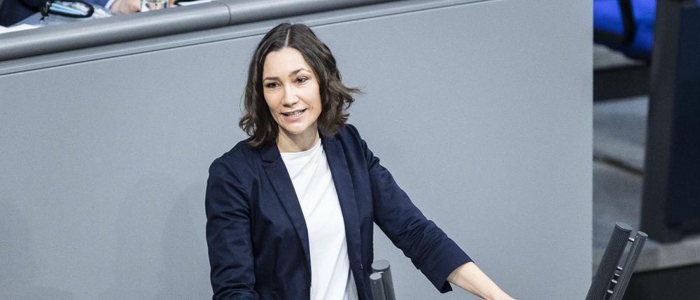 Die neue Familienministerin Anne Spiegel bei einer Rede im Bundestag.