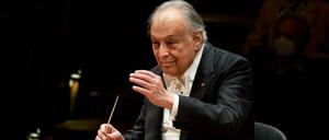 Auf dem Hochsitz: Zubin Mehta, 85.