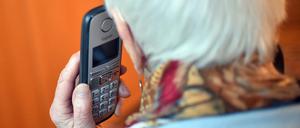 Hilfe ist manchmal nur einen Anruf entfernt: Bei seelischen Problemen ist telefonische Beratung oft eine erste Anlaufstelle.