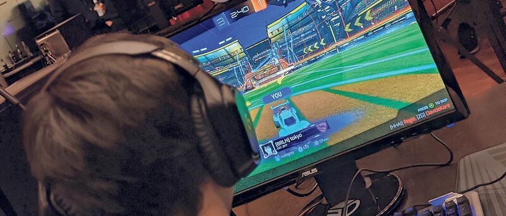 E-Sport im Handball-Klub. Auch bei den Füchsen wird inzwischen „Rocket League“ gespielt.