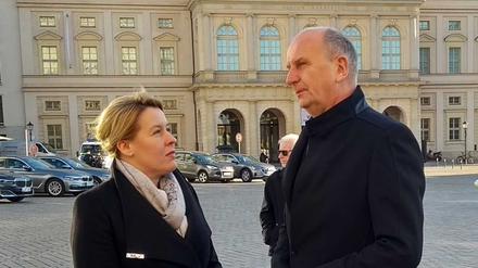 Franziska Giffey, damals Bundesministrerin und Brandenburgs Ministerpräsident Dietmar Woidke 2020 bei einer Gedenkfeier in Potsdam 