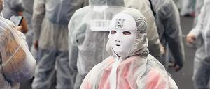 Demo gegen den digitalen Impfpass in Frankreich. Vor rund zehn Monaten startete die weltweite Corona-Impfkampagne. Zahlreiche Impfgegner steuern dagegen. Wer sind diese Menschen? Welche Motive verfolgen sie und wovor haben sie Angst?