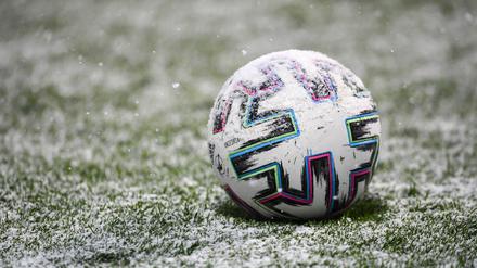 In der Bundesliga werden den Profis rund um Weihnachten und dem Jahreswechsel knapp drei Wochen Pflichtspielfreiheit zugestanden.