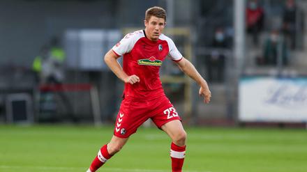 Dominique Heintz vom Liga-Rivalen SC Freiburg wird die Berliner Abwehr ab dem neuen Jahr verstärken, wie Union am Mittwoch mitteilte.