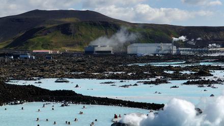 Die Badelandschaft "Blaue Lagune" auf Island, unweit der Hauptstadt Reykjavik.