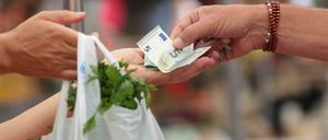 Jubiläum. Vor 20 Jahren ist der Euro eingeführt worden. Jetzt soll er ein Update bekommen. 
