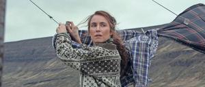 Noomi Rapace als Maria.