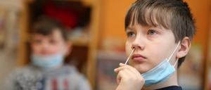 Fordert die GEW für Schüler täglich: Corona-Schnelltests.