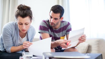 Das ändert sich im neuen Jahr. Ab März 2022 verlängern sich Verträge nicht mehr um ein Jahr, wenn sie nicht rechtzeitig verlängert worden sind.