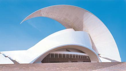 Urbanes Wahrzeichen. Das Auditorio de Tenerife, entworfen vom spanischen Architektenstar Santiago Calatrava.