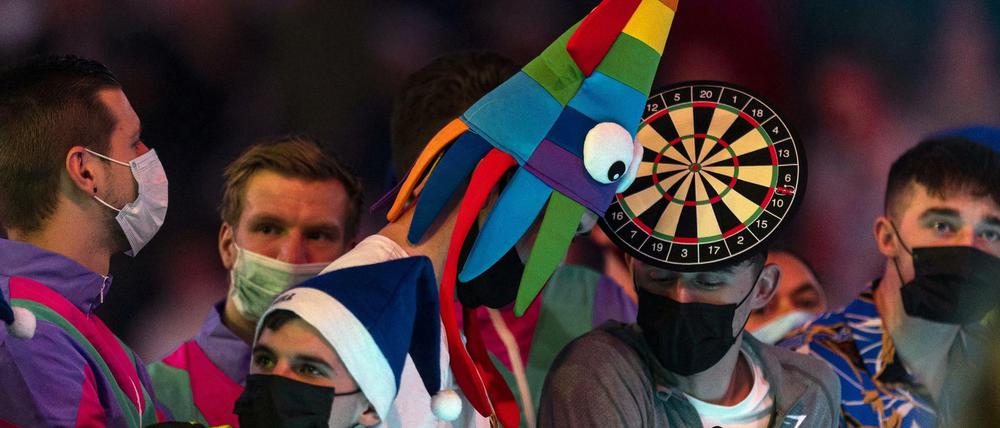 Darts ist der Sport der Stunde und eignet sich auch hervorragend fürs Homeoffice.