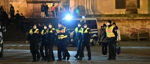Einsatzkräfte der Polizei auf dem Odeonsplatz in München
