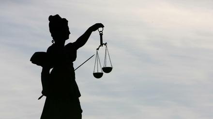 Statue der Justitia (Symbolbild)