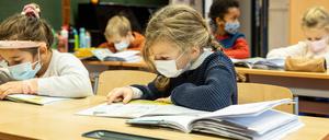 Wechselunterricht und mehr: Berlins Eltern wollen Entscheidungsbefugnisse der Schulen stärken.