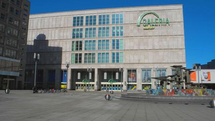 Ella Nik Bayam verbrannte sich selbst auf dem Alexanderplatz im September 2021. Sie starb im Krankenhaus an ihren Verletzungen.