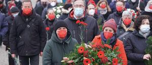Die Linke beim Liebknecht-Luxemburg-Gedenken: Die Bundesvorsitzenden Susanne Hennig-Wellsow (l.) und Janine Wissler trugen den Kranz.