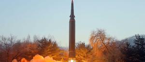 Testabschuss einer Hyperschallrakete. Das Foto hat die staatliche nordkoreanischen Nachrichtenagentur KCNA zur Verfügung gestellt.