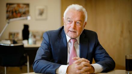 Bundestagsvize Wolfgang Kubicki spricht sich gegen eine Parlamentspoetin aus.
