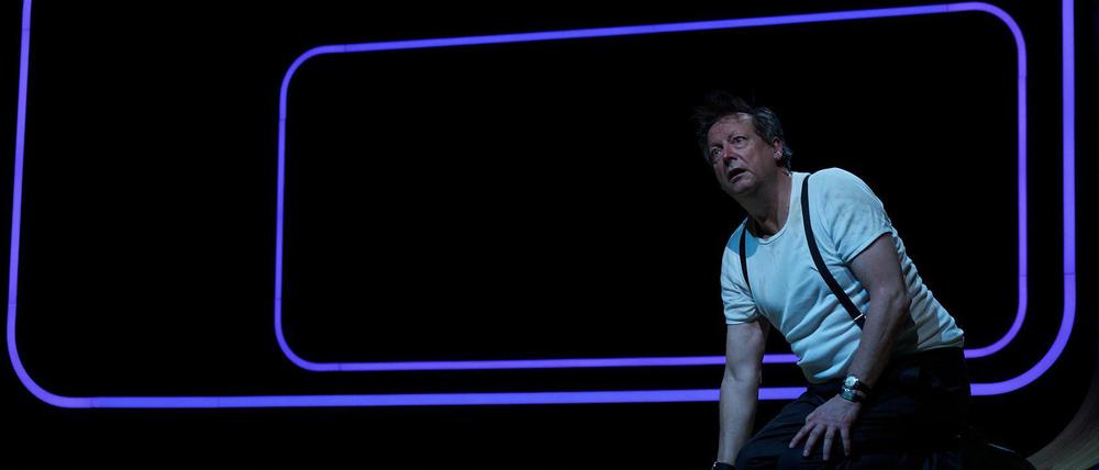 Matthias Brandt in "Mein Name sei Gantenbein".