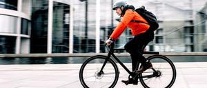 Korrelieren Bildungsgrad und Häufigkeit der Radnutzung? Ja, sagt ein Kölner Wissenschaftler.