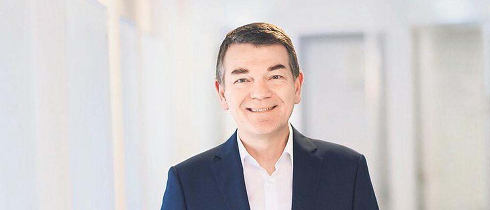 Jörg Schönenborn ist Programmdirektor Information, Fiktion und Unterhaltung beim Westdeutschen Rundfunk in Köln.