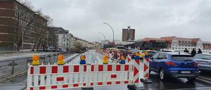 Von drei auf eine Spur: Auf dem Tempelhofer Damm wird es eng.