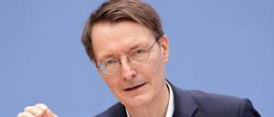 Bundesgesundheitsminister Karl Lauterbach rechnet mit dem Höhepunkt der Omikron-Welle Mitte Februar.