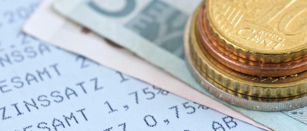 Die Rendite für zehnjährige Bundesanleihen stieg auf 0,02 Prozent.