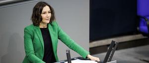 Bundesfamilienministerin Anne Spiegel spricht im Deutschen Bundestag.