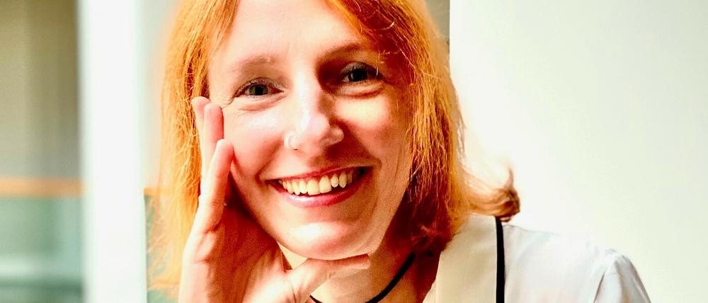 Ein Porträtbild von Geraldine Rauch.