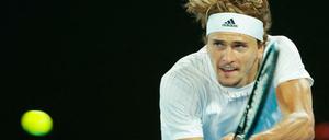 Zverev musste sich in Satz eins und drei ganz schön strecken.