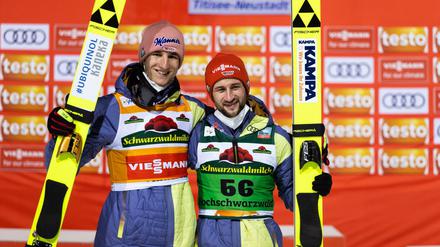 Zweimal Platz eins für Karl Geiger (l.), zweimal Platz drei für Markus Eisenbichler: In Titisee-Neustadt lief es gut für die deutschen Skispringer.