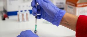 Biontech startet erste klinische Studie mit Omikron-Impfstoff.