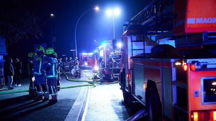 Holt ihre Pandemiepläne aus dem Schreibtisch: die Berliner Feuerwehr.