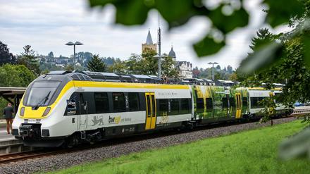 Ein mit Batterien betriebener Zug 