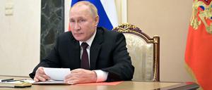 Russlands Präsident Vladimir Putin sorgt mit seiner militärischen Provokation an der ukrainischen Grenze für Sorgen bei europäischen Politikern.