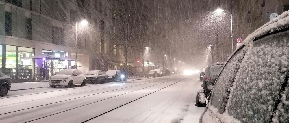 Vielleicht wird Berlin bald mal kurz weiß. Auf jeden Fall ist schwerer Sturm in Sicht.