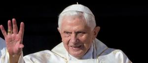 Der emeritierte Papst Benedikt XVI wird von der Reformbewegung Maria 2.0 scharf kritisiert.
