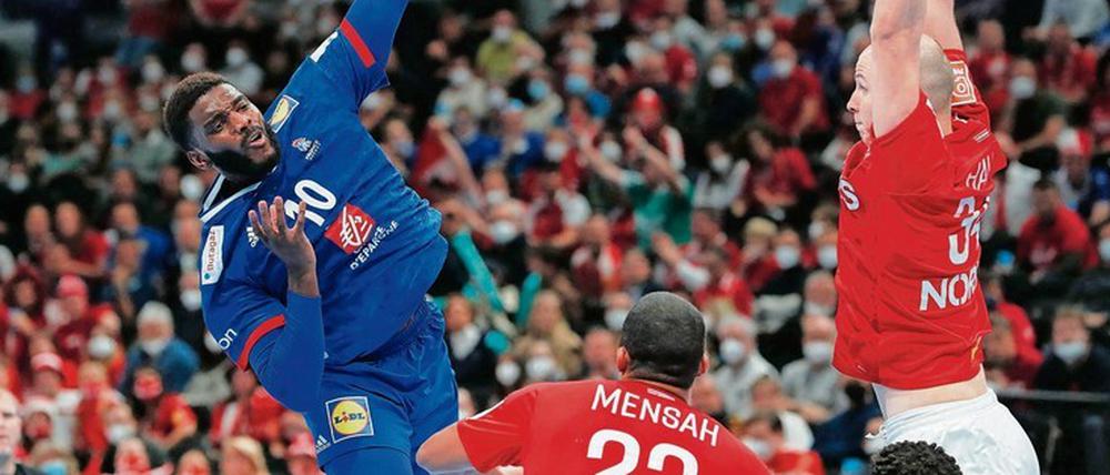 Unaufhaltsam. Dika Mem erzielte acht Tore gegen Weltmeister Dänemark.