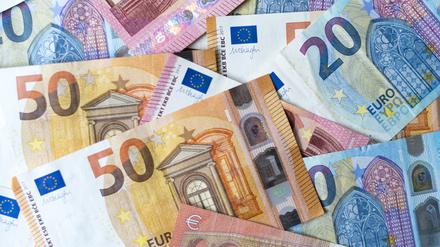 Früher war es Bargeld - heute wird Geldwäsche häufig digital betrieben. 