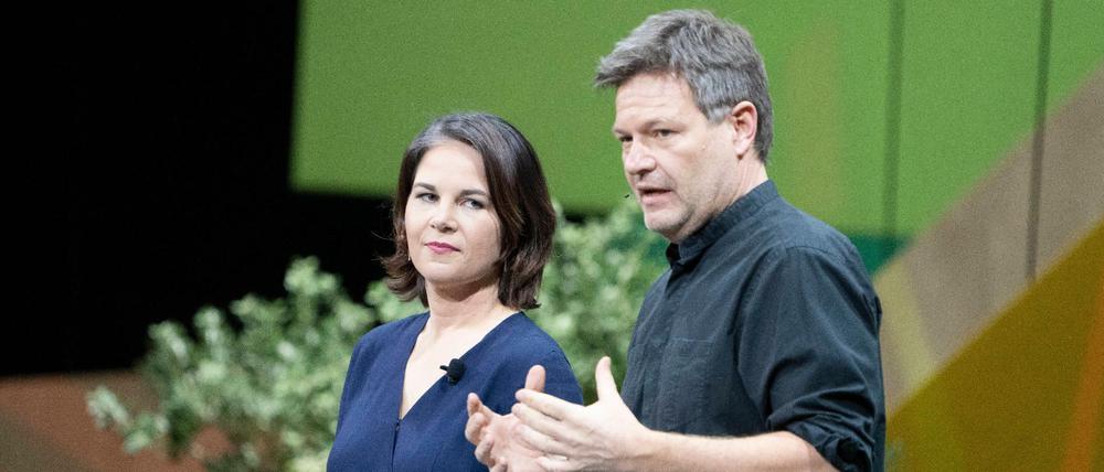 ie beiden scheidenden Parteivorsitzenden Annalena Baerbock und Robert Habeck.