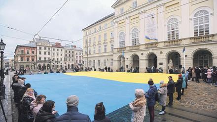 Inmitten von Lwiw. Ein nationaler Feiertag im vergangenen Jahr auf dem zentralen Rynok-Platz in der Stadt im Westen der Ukraine. 