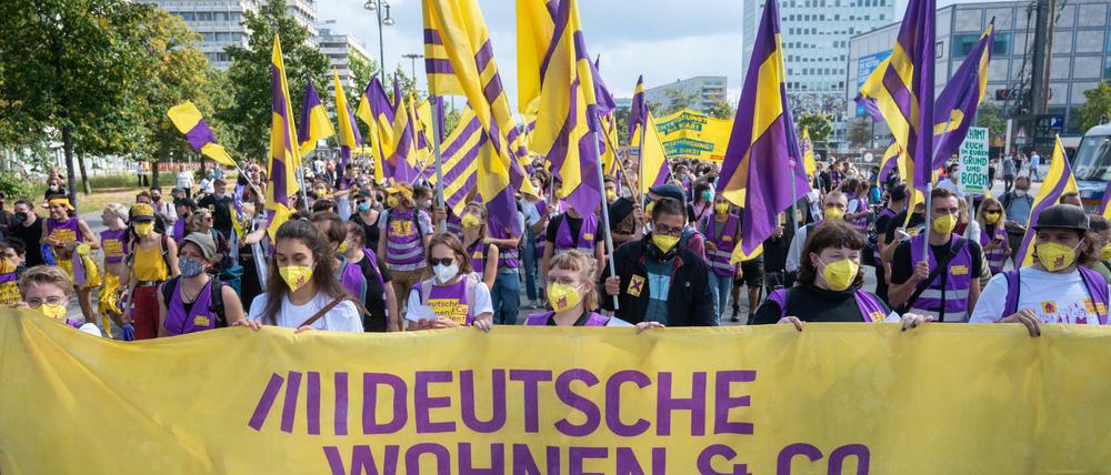Beim Volksentscheid im September hatten gut 59 Prozent der Wähler für die Enteignung großer Wohnungsunternehmen in Berlin gestimmt.